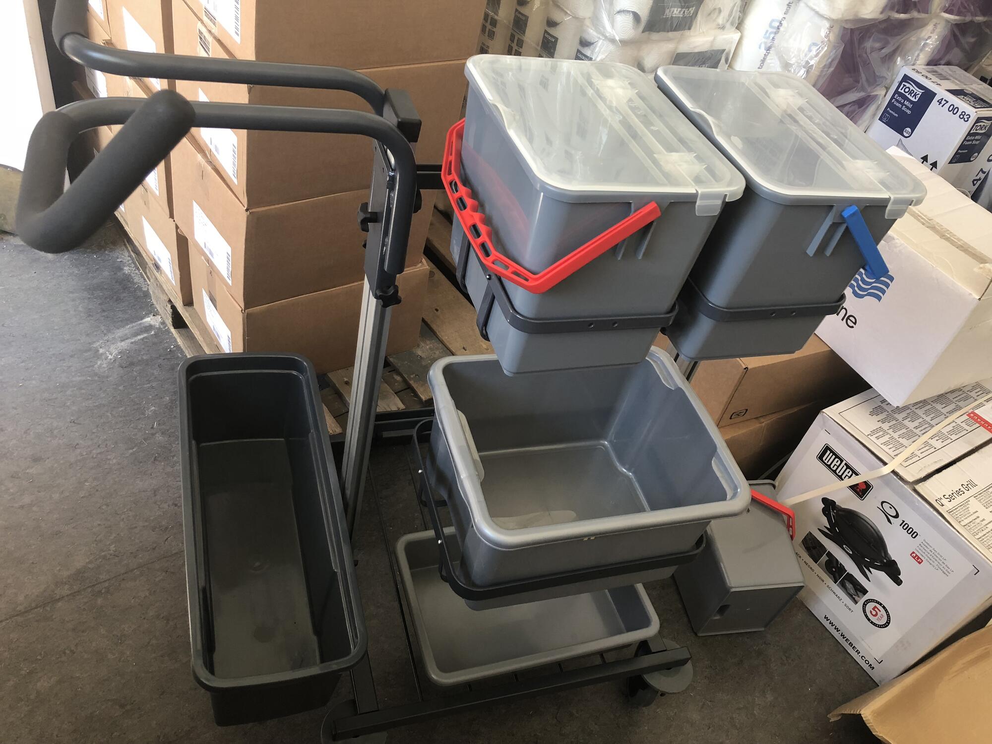 Vario rengøringsvogn mellem